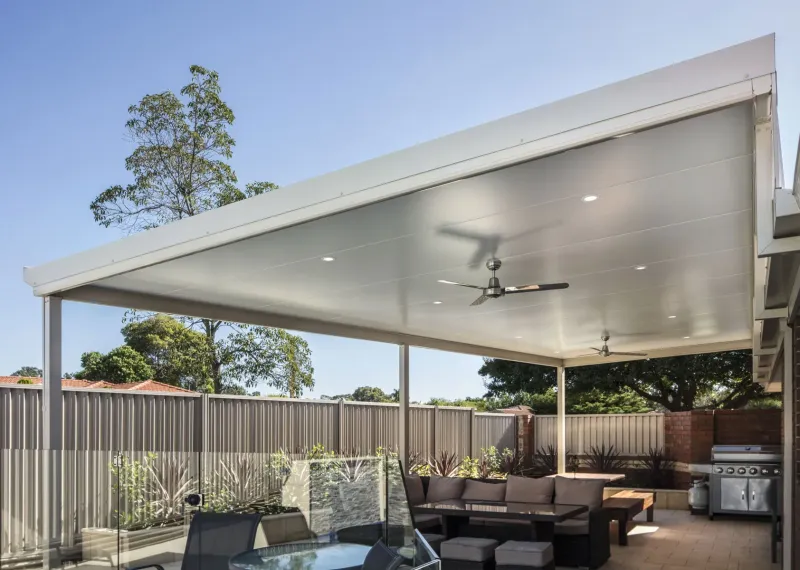 Raised flyover roof drawing airflow through the alfresco — Campbelltown, NSW